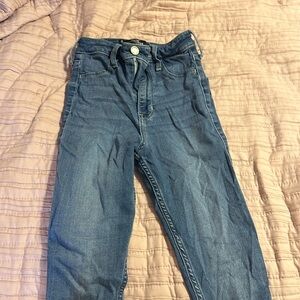 Hollister
